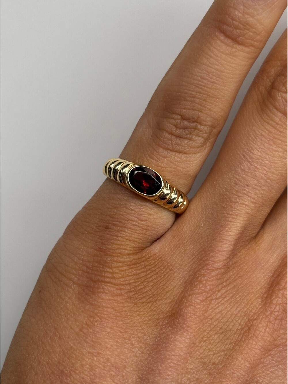 14k Yellow Gold Garnet Ring